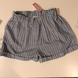 NWT Summer Chic Pin Stripe Soft High Rise Shorts